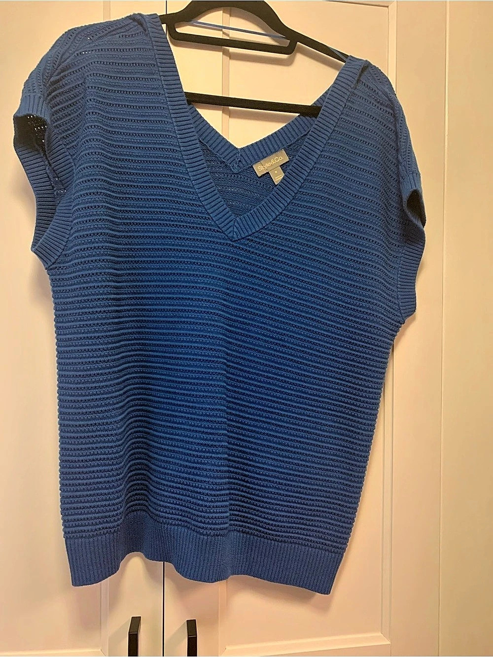 Style & Co Blue 100%Cotton Sweater Vest V-Neck Ribbed Trim Size Medium NWOT